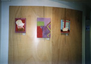 Exposition de peintures sur toile à Paris sur les chats et dans le domaine de l' art abstrait